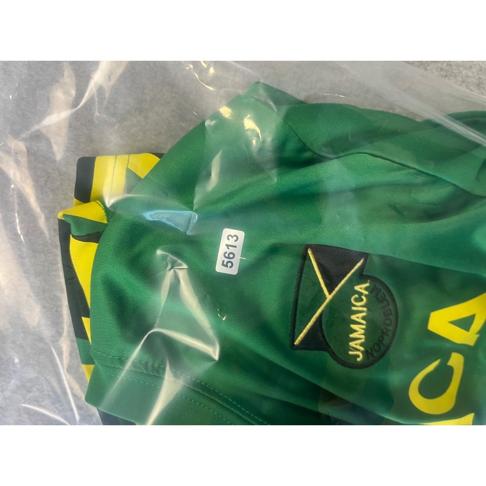 Jamacia National‎ Soccer Jersey Mens M Green Yellow Short Sleeve Futbol - Picture 7 of 7